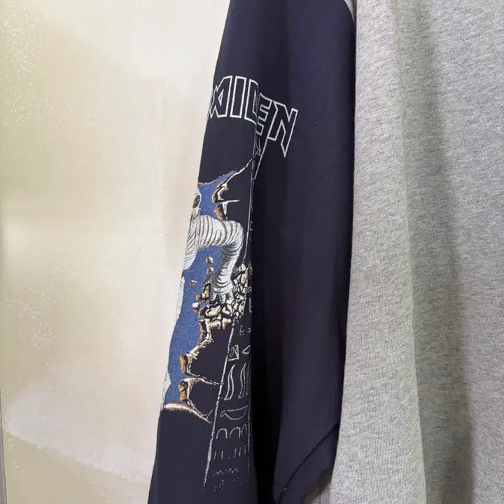 [BUNJANG] All Rights Martin Printed Hoodie Zip-up / 올라이츠마틴집업