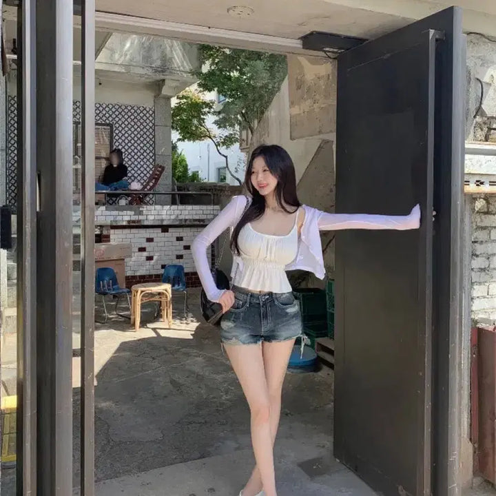 [SOLD OUT] 잔느 맘에쏙 플리츠 프릴 나시 아이보리 새상품