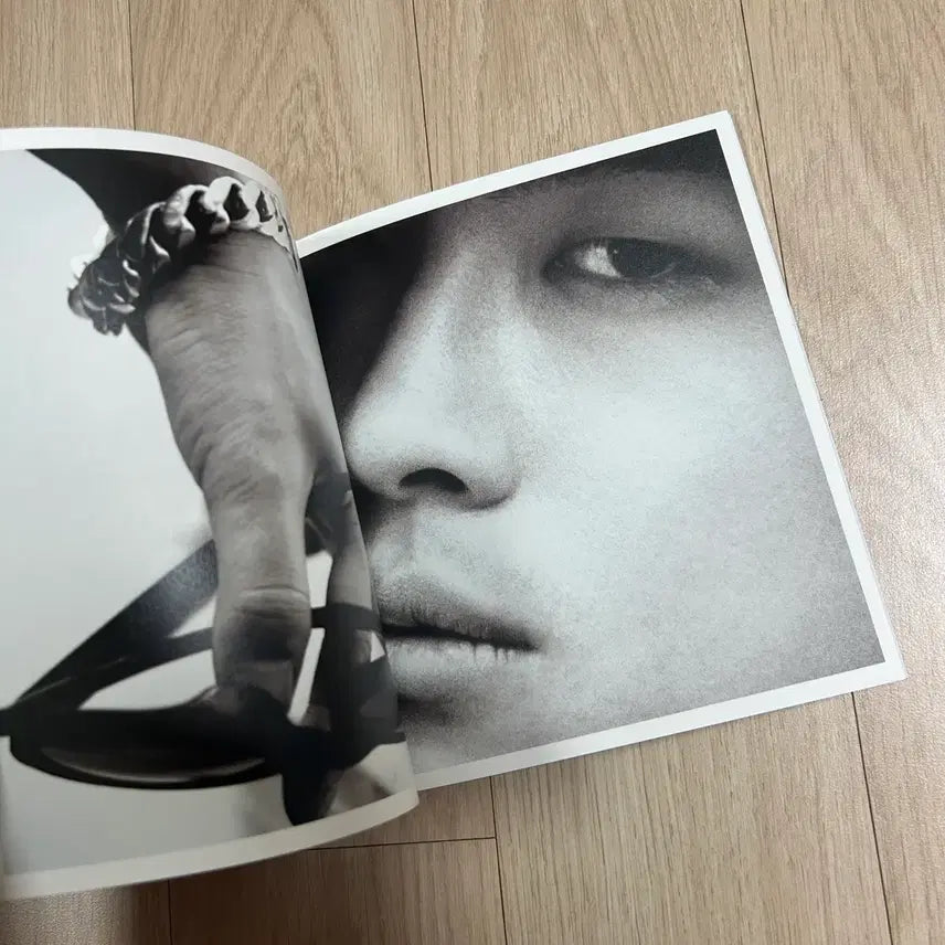 [BUNJANG] Bigbang Extra Ordinary Photobook / 빅뱅 Extra ordinary 포토북