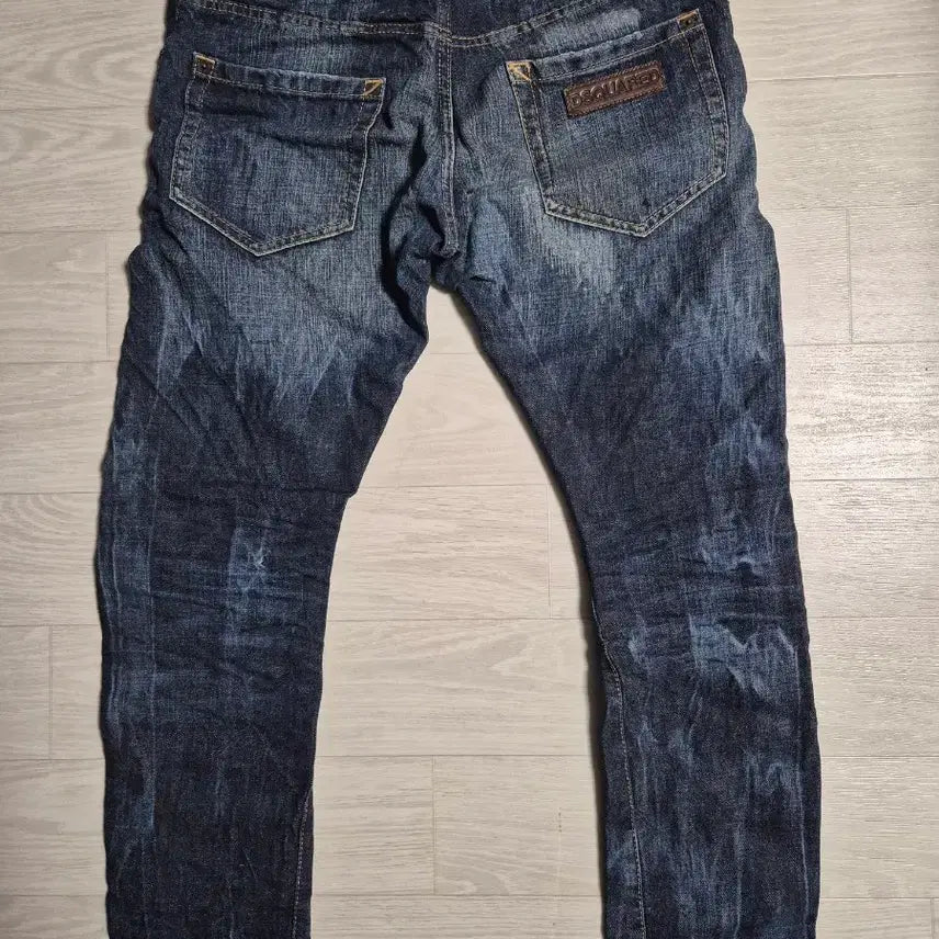 [BUNJANG] Dsquared2 Twisted Baggy Jeans / 디스퀘어드 / 녹워싱 트위스트배기진 /46