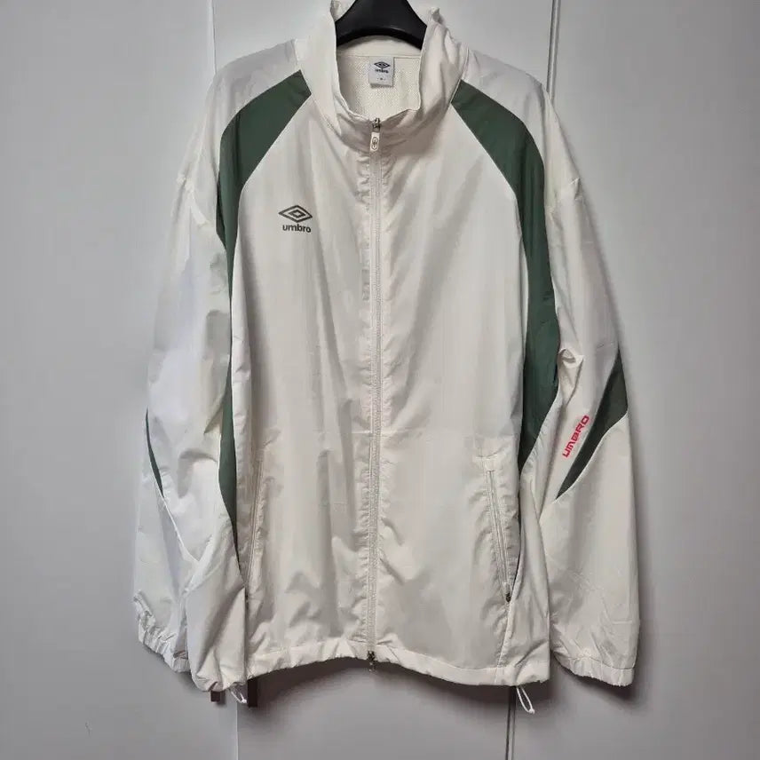 [BUNJANG] Umbro Double Cut Stand Neck Windbreaker Jacket / 엄브로 더블컷 스탠넥 바람막이 자켓 110사이즈