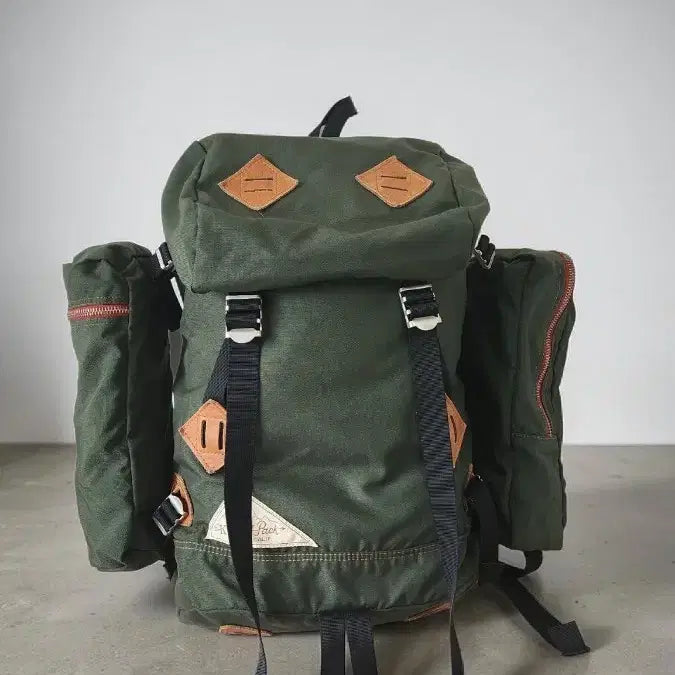 [SOLD OUT] KELTY 홀리팩 올리브색 백팩 가방