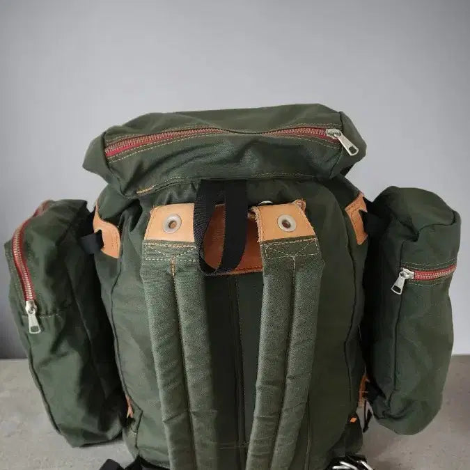 [SOLD OUT] KELTY 홀리팩 올리브색 백팩 가방
