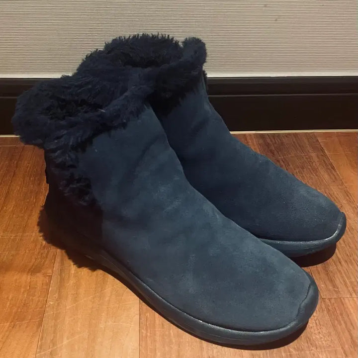 [BUNJANG] Skechers Fleece-Lined Cold Weather Boots 230mm / 스케쳐스 기모 방한 부츠 230mm