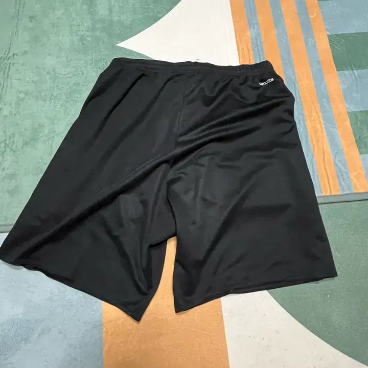 [BUNJANG] Adidas Black Shorts / 아디다스 반바지