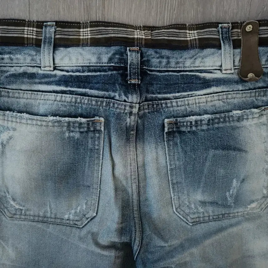 [BUNJANG] Vintage Washed Denim Shorts / 빈티지 워싱 데님 반바지