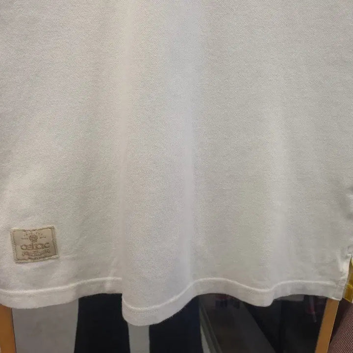 [BUNJANG] Bean Pole Jeans Celtic Embroidery Short Sleeve Polo Shirt (Size 95) / [95] 빈폴진 골드 셀틱 자수 반팔 카라티 (상태 좋음)