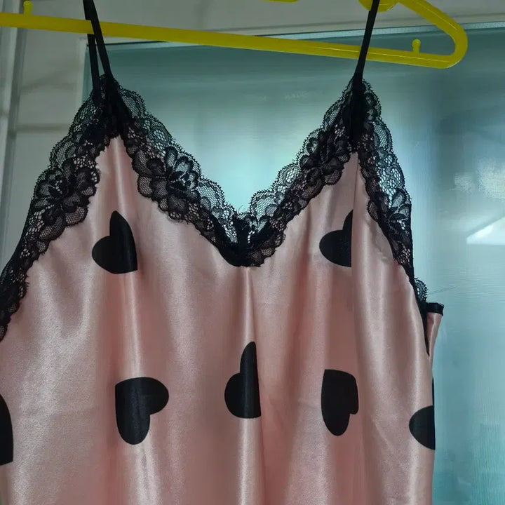 [BUNJANG] Pink Heart Lace Slip Pajamas (Size S) / 핑크 하트 레이스 슬립 잠옷.S