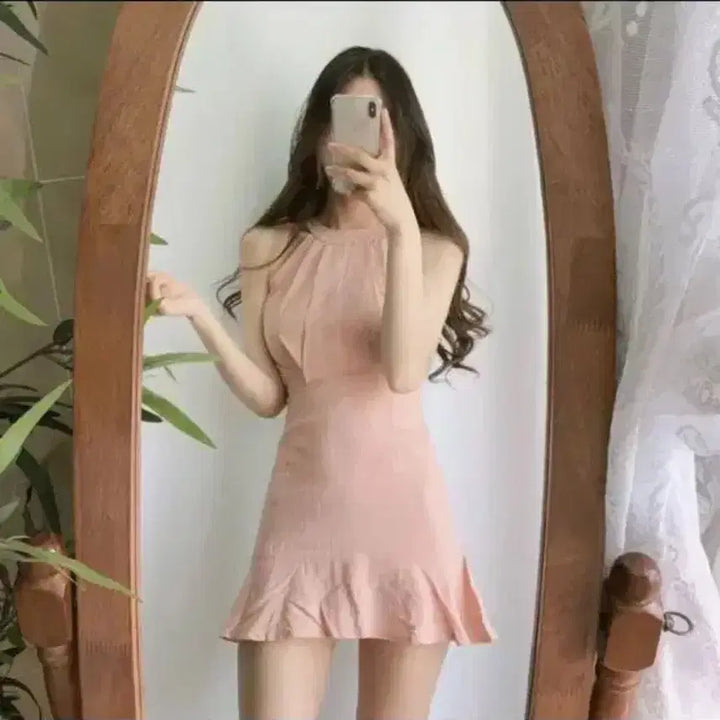 [BUNJANG] Daybin Halter Neck Dress Pink S Size / 데이빈 홀터넥 원피스 핑크 S 새상품