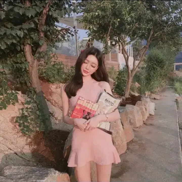 [BUNJANG] Daybin Halter Neck Dress Pink S Size / 데이빈 홀터넥 원피스 핑크 S 새상품