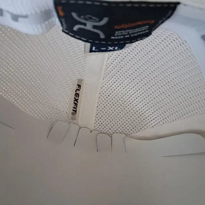 [BUNJANG] Flexfit Hui Mesh Cap (L/XL) / 플랙스핏  후이  메쉬캡
