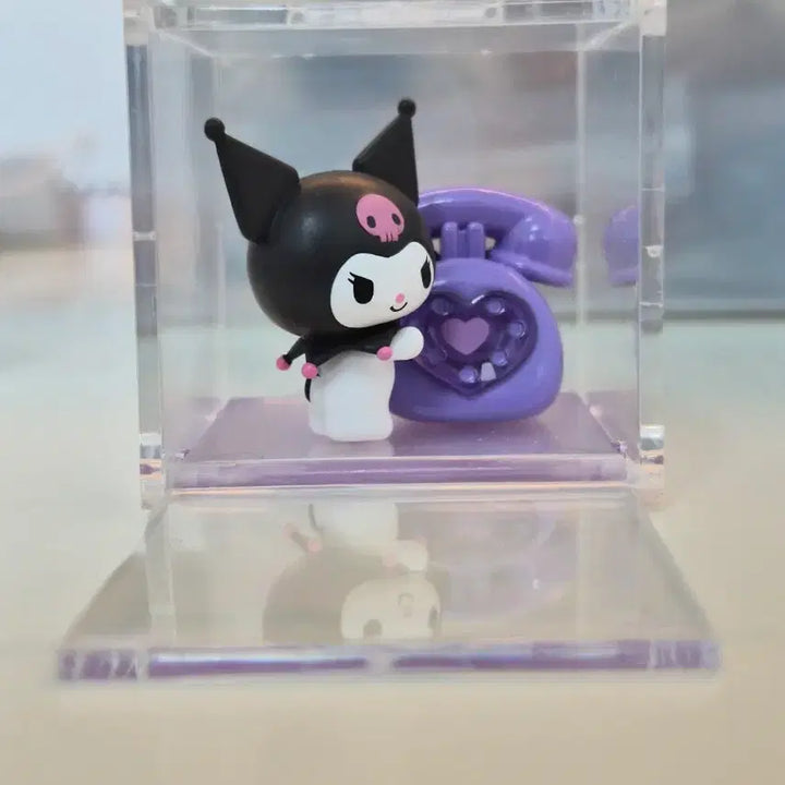 [BUNJANG] Sanrio Kuromi Telephone Figure / [소장품] 산리오 랜덤 피규어 > 쿠로미 전화기 피규어