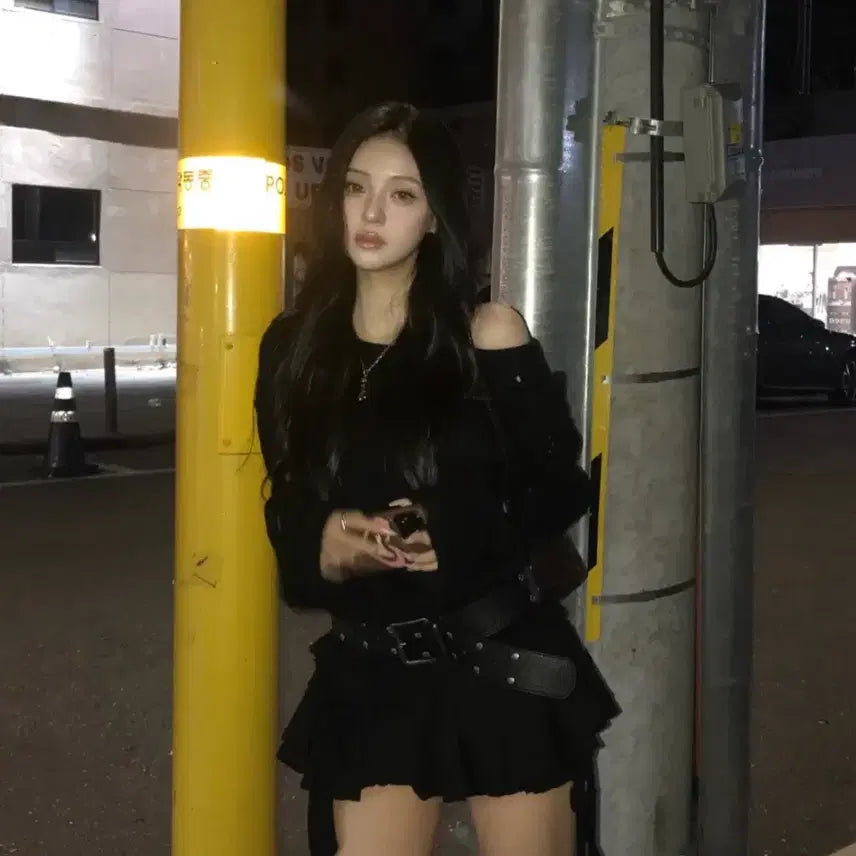[BUNJANG] Kaki Point Ruffle Layered Sleeveless Top / 카키포인트 Ruffle Layered Sleeveless (black)