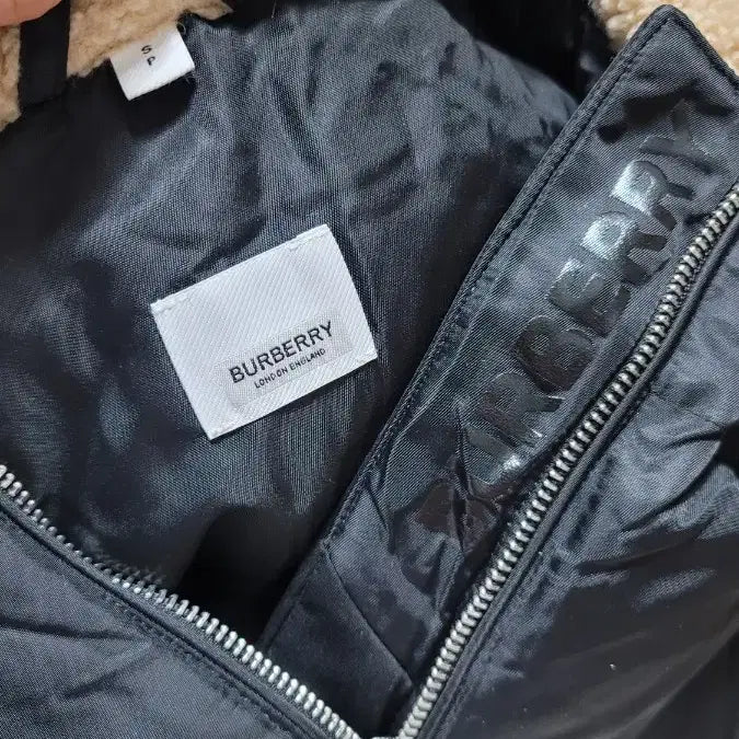 [BUNJANG] Burberry Econyl Padded Jacket S / 버버리 에코닐 패딩 S