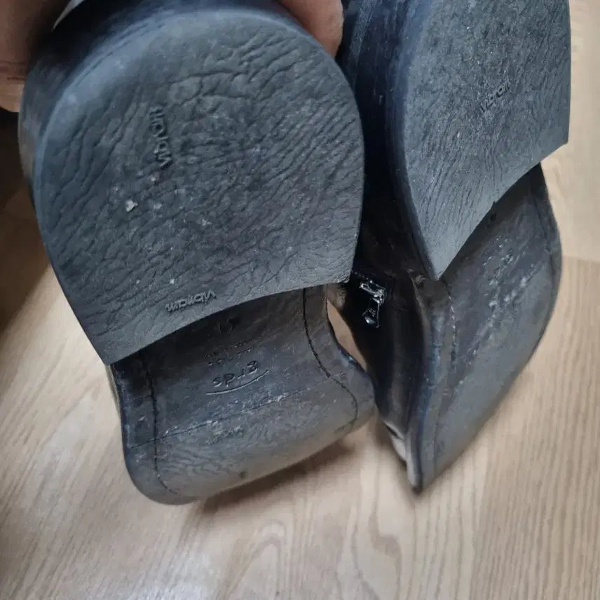 [BUNJANG] Gradas 01 Boots / 그라더스 부츠 01   41  사이즈 260