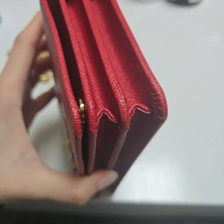 [BUNJANG] Prada Chain Crossbody Shoulder Bag / 프라다 체인 크로스백 숄더백