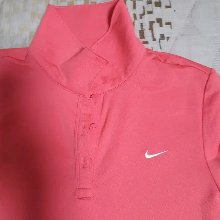[BUNJANG] Nike Pink Short Sleeve Polo Shirt Size 85 / [상태최상] 나이키 핑크 반팔 카라 티셔츠 85