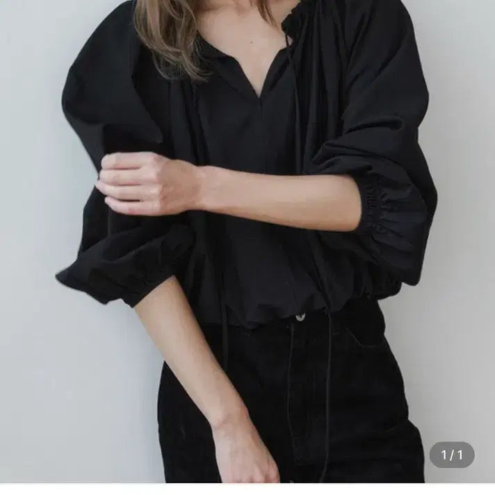 [BUNJANG] Nihon Shirring Blouse - New with Tag / 니하운 셔링 블라우스 Nox Shirring Blouse 택 달린 새상품