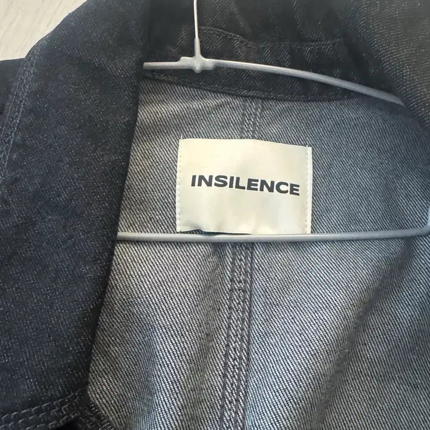 [BUNJANG] Insilence Black Denim Jacket / 인사일런스 블랙 데님 자켓