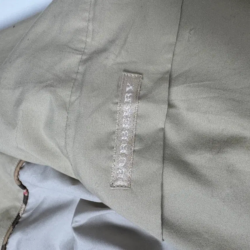 [BUNJANG] Burberry Detachable Anorak Windbreaker / 버버리 소매 탈부착 아노락 바람막이 110~