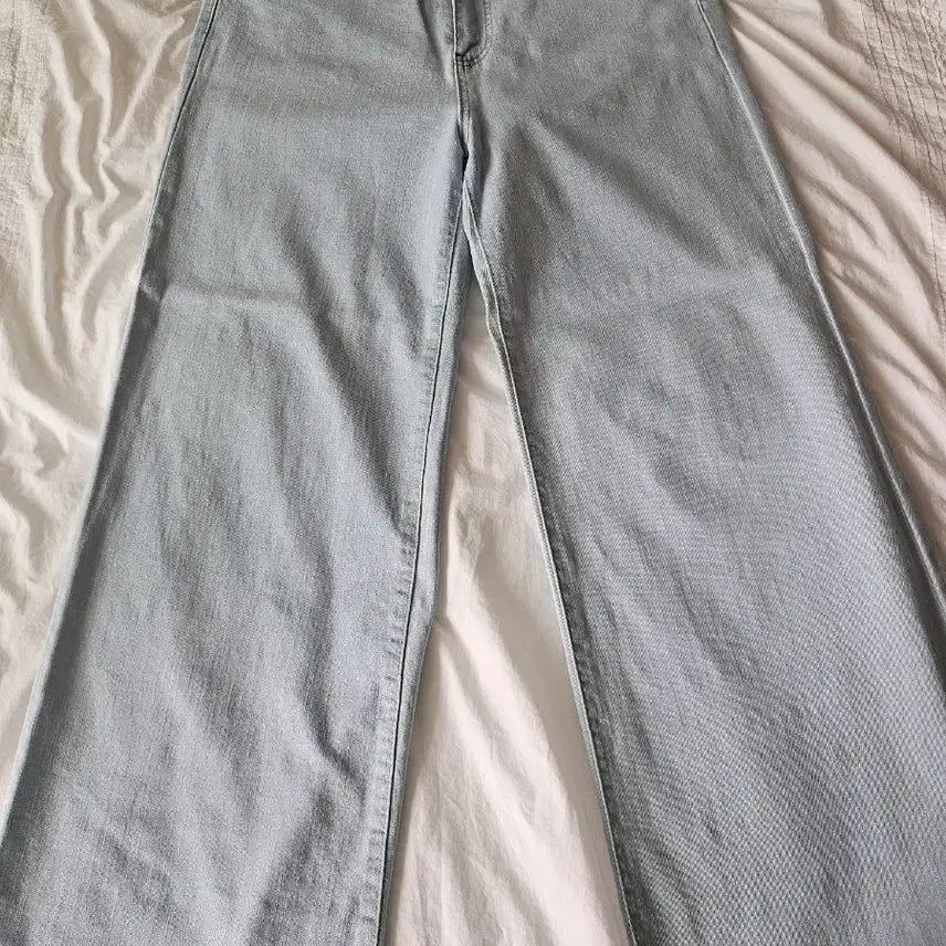 [BUNJANG] NANING9 Light Wash Denim Wide Span Pants / NANING9 연청 데님 와이드스판 팬츠