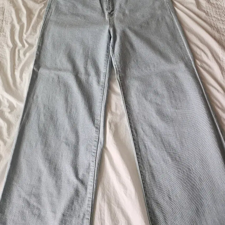 [BUNJANG] NANING9 Light Wash Denim Wide Span Pants / NANING9 연청 데님 와이드스판 팬츠