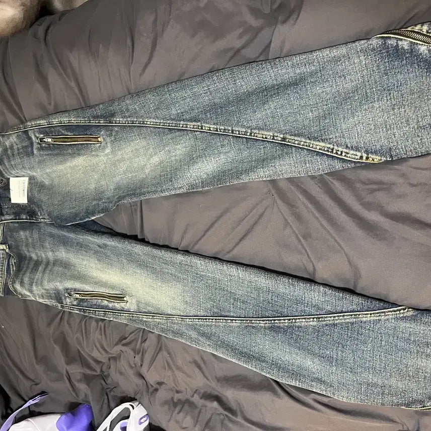 [BUNJANG] Nextdoor Lips Flare Jeans / 넥스트도어립스 플레어진 바지