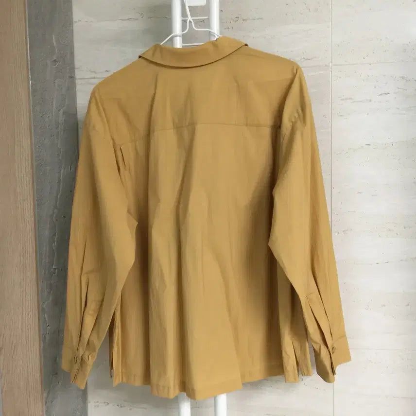 [SOLD OUT] 래트바이티 브로치 셔링 루즈핏 셔츠 블라우스 55