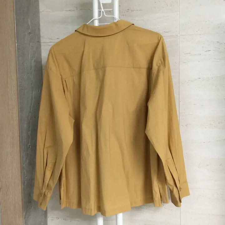 [SOLD OUT] 래트바이티 브로치 셔링 루즈핏 셔츠 블라우스 55