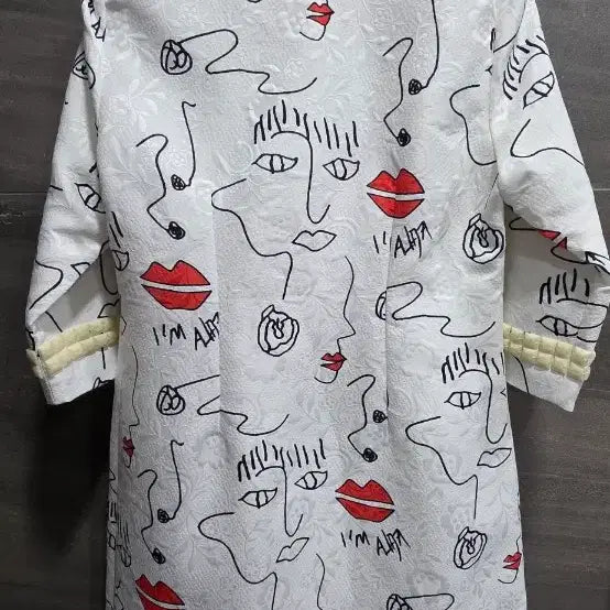 [SOLD OUT] WR JOIAS ,  보석 장식 자가드 코트