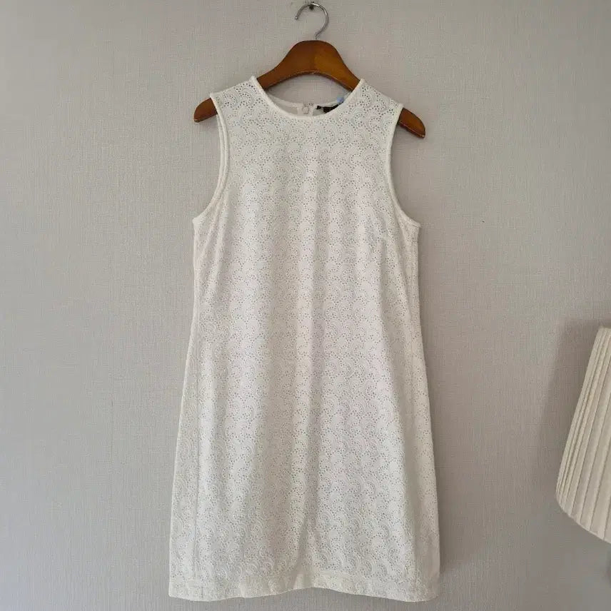 [BUNJANG] Theory White Lace Sleeveless Dress / [띠어리]화이트 레이스 민소매 원피스