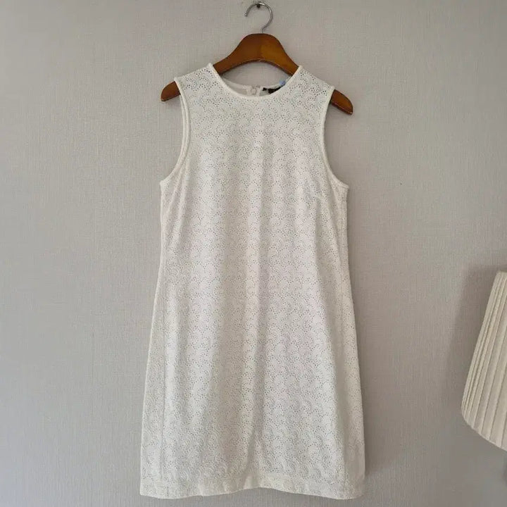 [BUNJANG] Theory White Lace Sleeveless Dress / [띠어리]화이트 레이스 민소매 원피스