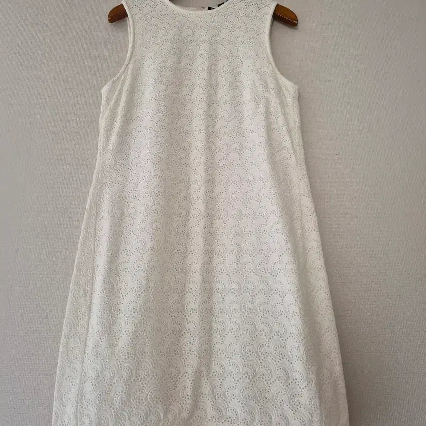 [BUNJANG] Theory White Lace Sleeveless Dress / [띠어리]화이트 레이스 민소매 원피스