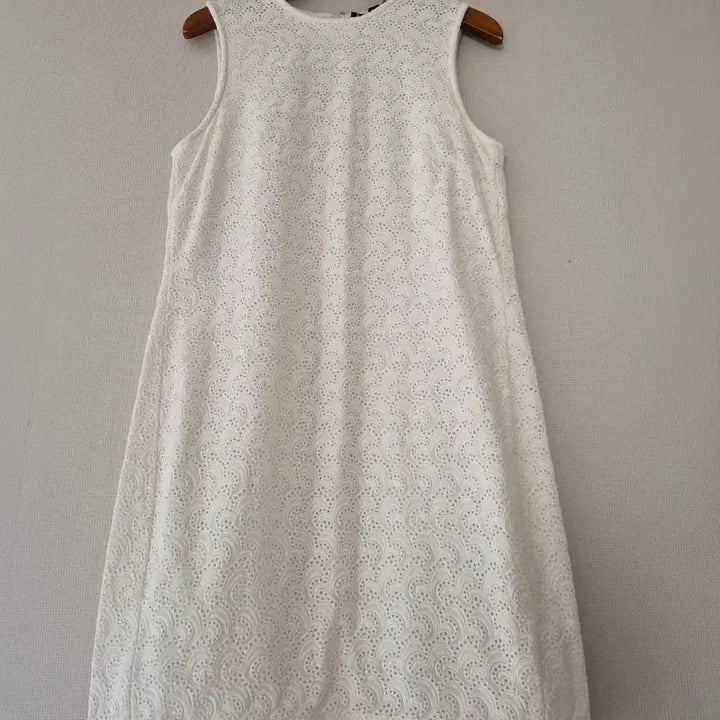 [BUNJANG] Theory White Lace Sleeveless Dress / [띠어리]화이트 레이스 민소매 원피스