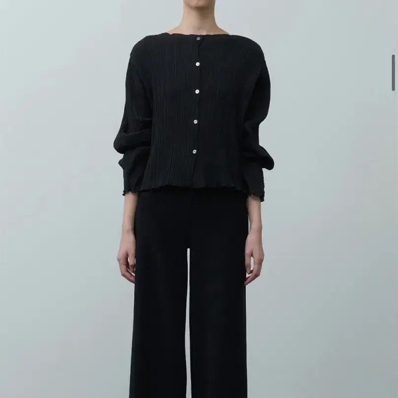[SOLD OUT] 제이청 Ziggle pleats cardi-blous 블랙