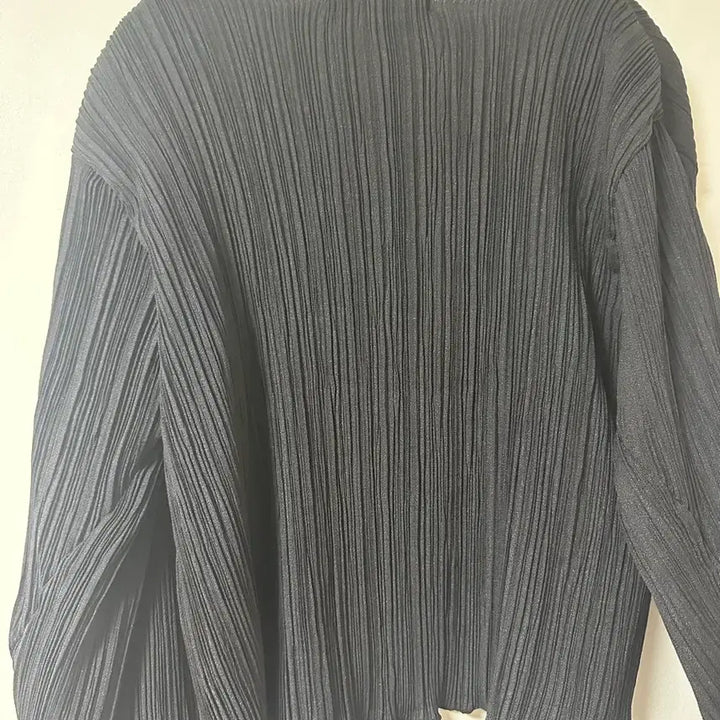 [SOLD OUT] 제이청 Ziggle pleats cardi-blous 블랙