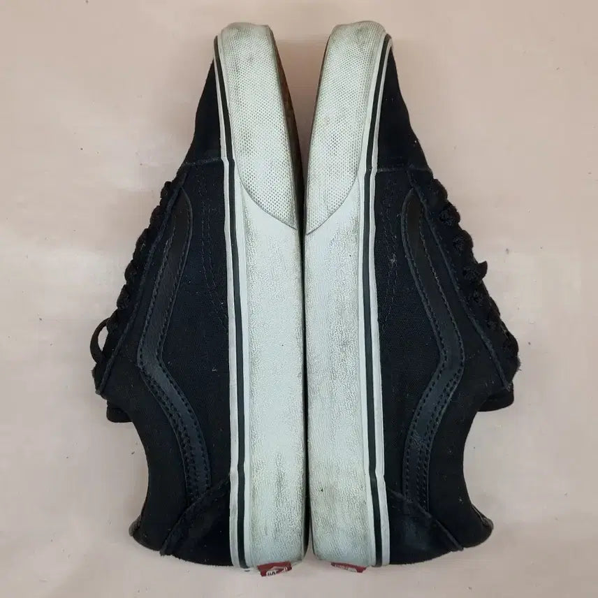[BUNJANG] Vans Old Skool Black Sneakers (225) / 반스 올드스쿨 블랙 스니커즈 225