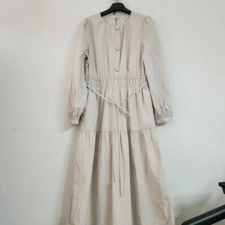 [SOLD OUT] 아이보리 롱 원피스 허리끈 free