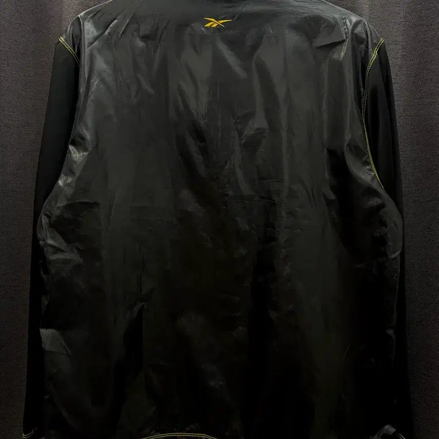 [BUNJANG] Reebok Old School Anorak Half-Zip Windbreaker Black / 리복 올드스쿨 아노락 반집업 바람막이 블랙