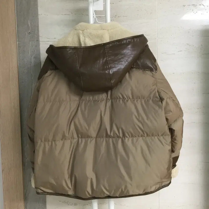 [BUNJANG] Atcorner Yeri Goose Down Oversized Hooded Padded Jacket / 앳코너 오버핏 쉐어링 후드 예리 구스 패딩 S