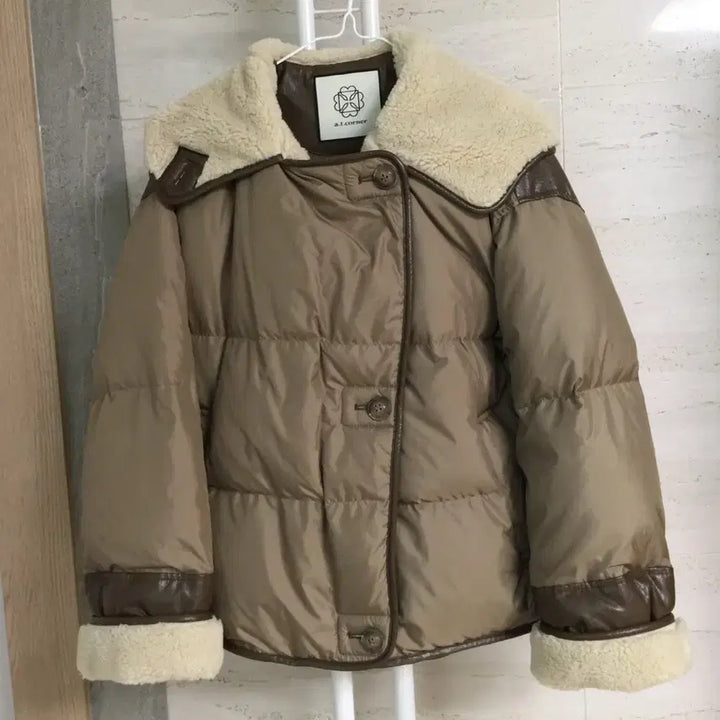 [BUNJANG] Atcorner Yeri Goose Down Oversized Hooded Padded Jacket / 앳코너 오버핏 쉐어링 후드 예리 구스 패딩 S