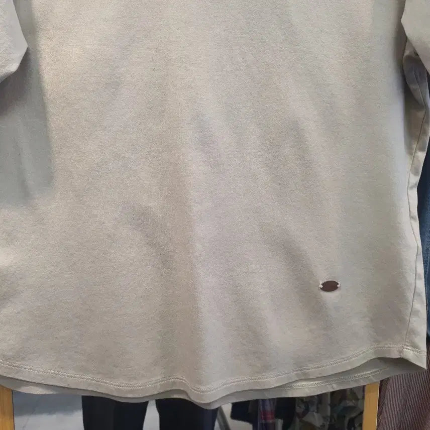 [BUNJANG] ST. JOHN Blue Label Powder Beige Cotton T-Shirt / 세인트존 블루라벨 파우더베이지 면 티셔츠 (66사이즈/상태최상)