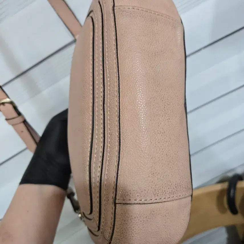 [BUNJANG] DKNY Pink Crossbody Shoulder Bag / DKNY 핑크 크로스백 숄더백 가방
