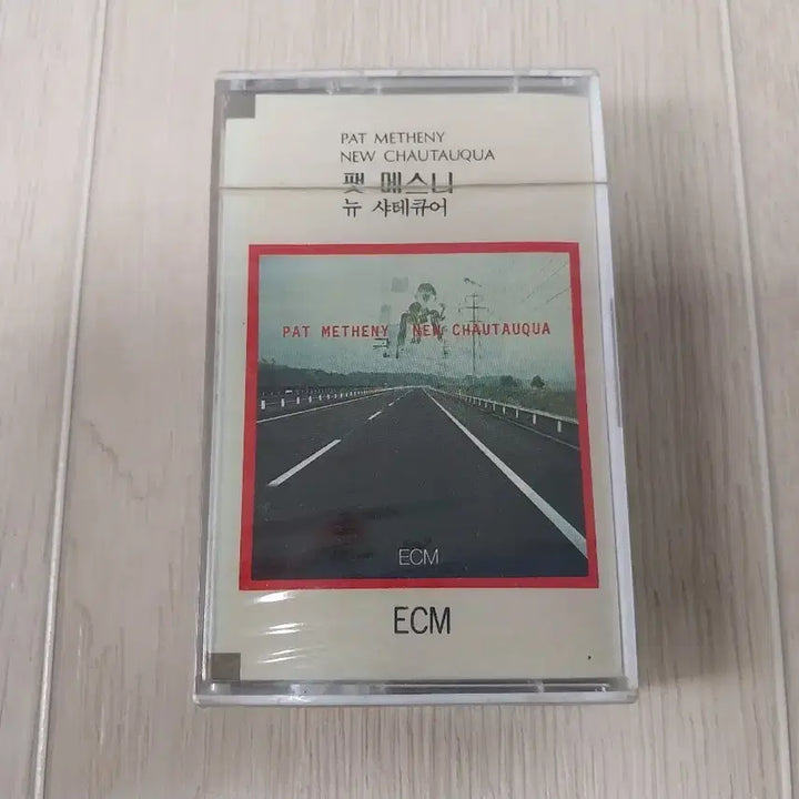 [BUNJANG] Pat Metheny Group New Chautauqua Cassette Tape / 팻 메스니 뉴 샤테큐어 미개봉 카세트 테이프