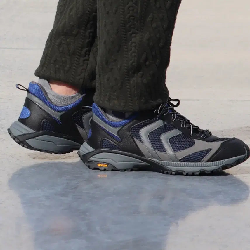 [BUNJANG] Czech Army Trainer Sneakers 275mm / [연휴할인] 체코군 보급 트레이너 신발 운동화 275(체감 270)