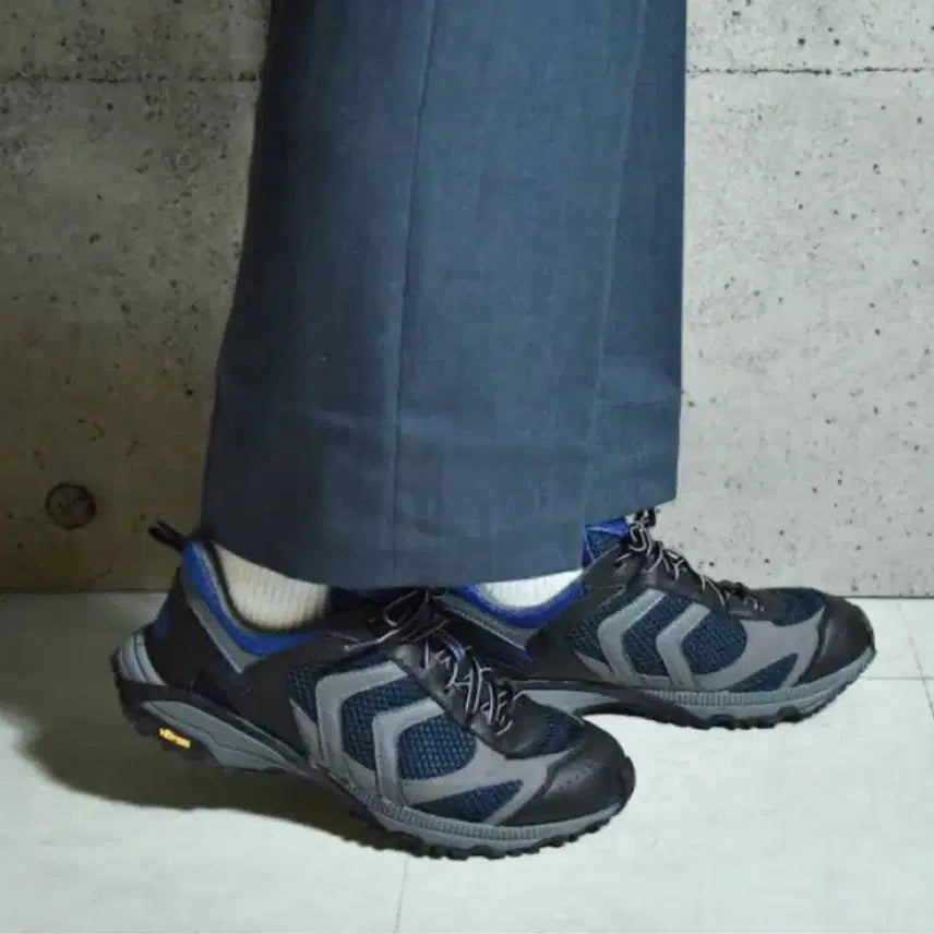 [BUNJANG] Czech Army Trainer Sneakers 275mm / [연휴할인] 체코군 보급 트레이너 신발 운동화 275(체감 270)