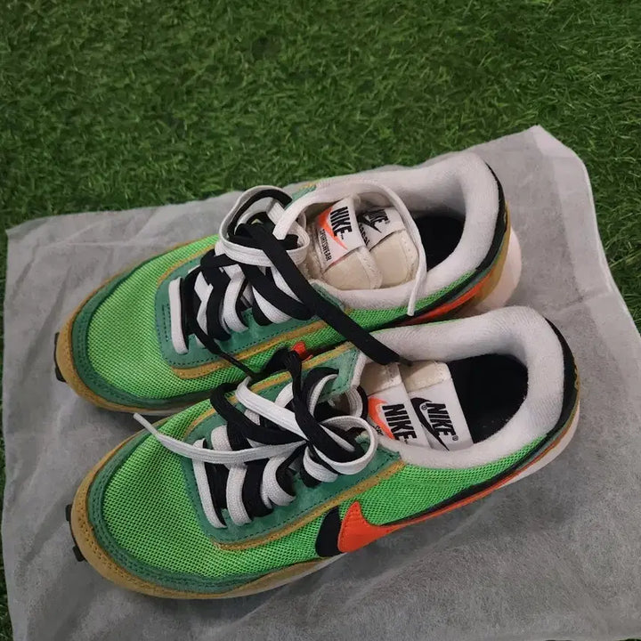 [BUNJANG] Nike Sacai SP Green/Orange Sneakers / 나이키 사카이 SP 그린/오렌지 스니커즈