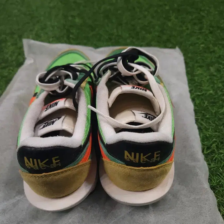 [BUNJANG] Nike Sacai SP Green/Orange Sneakers / 나이키 사카이 SP 그린/오렌지 스니커즈