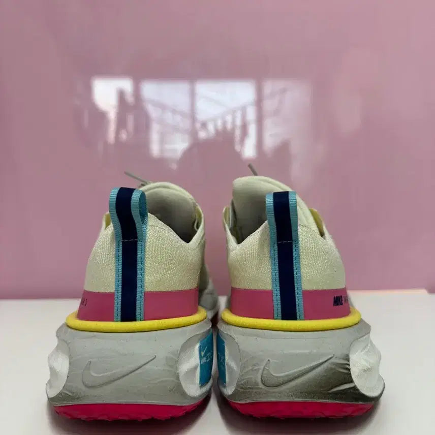 [BUNJANG] Nike Invincible Run 3 265mm Running Shoes / 나이키 인빈서블 런 3 265mm