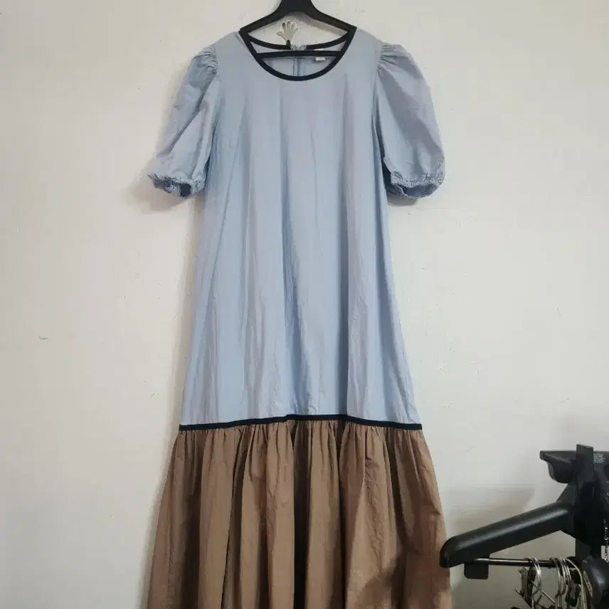 [BUNJANG] Sky Blue Long Dress Puff Sleeve / 하늘색 배색 롱 원피스 퍼프소매